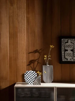 L&M Home Hendrix Chalk Vase Best Sale