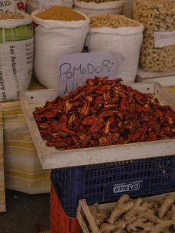 L&M Home Posie POM: Tomato Leaf / Lemon Peel / Moss Candle 250g Cheap