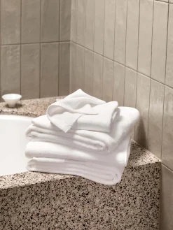 L&M Home Regent White Towels Hot