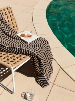 L&M Home Wave Noir Towels Fashion